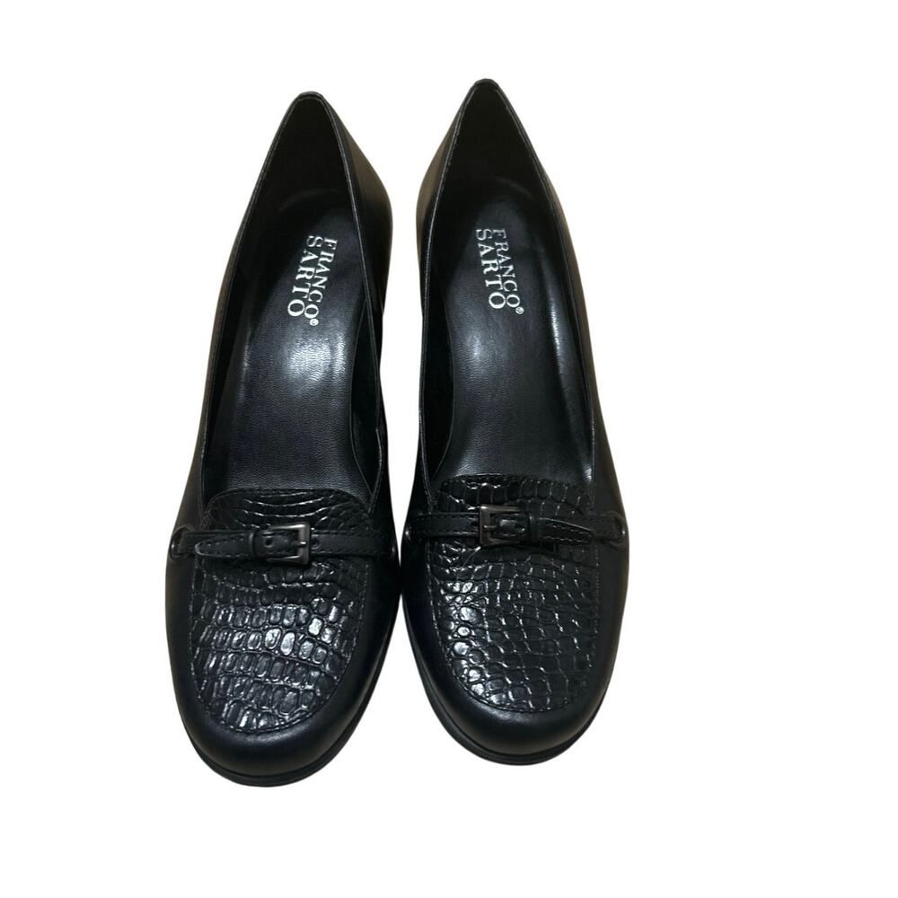 Franco Sarto Black Leather Loafer Heels Croc Buckle Kitten Heel 8M Quiet Luxury